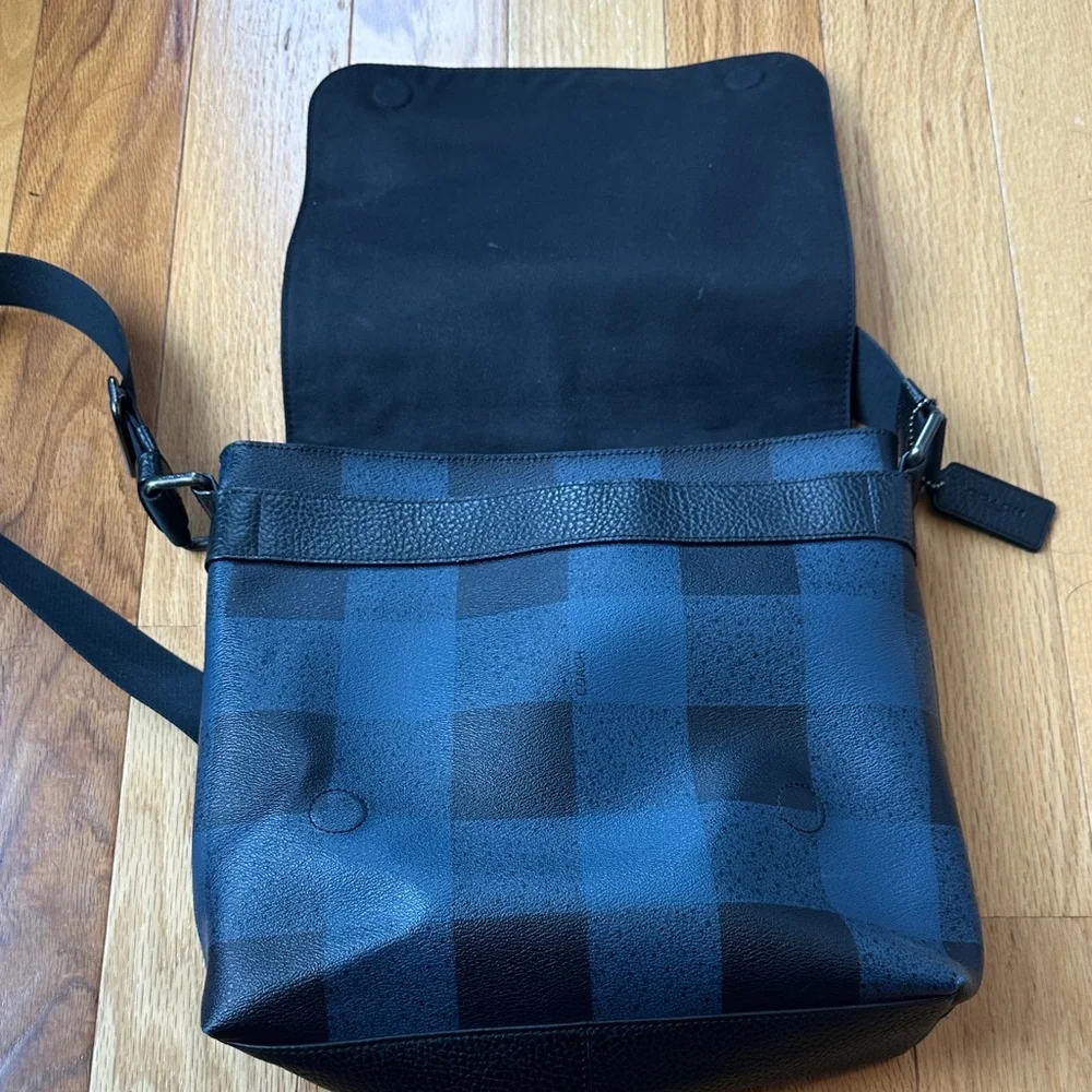 Coach Black and Navy Plaid Textured Leather Messenger Bag